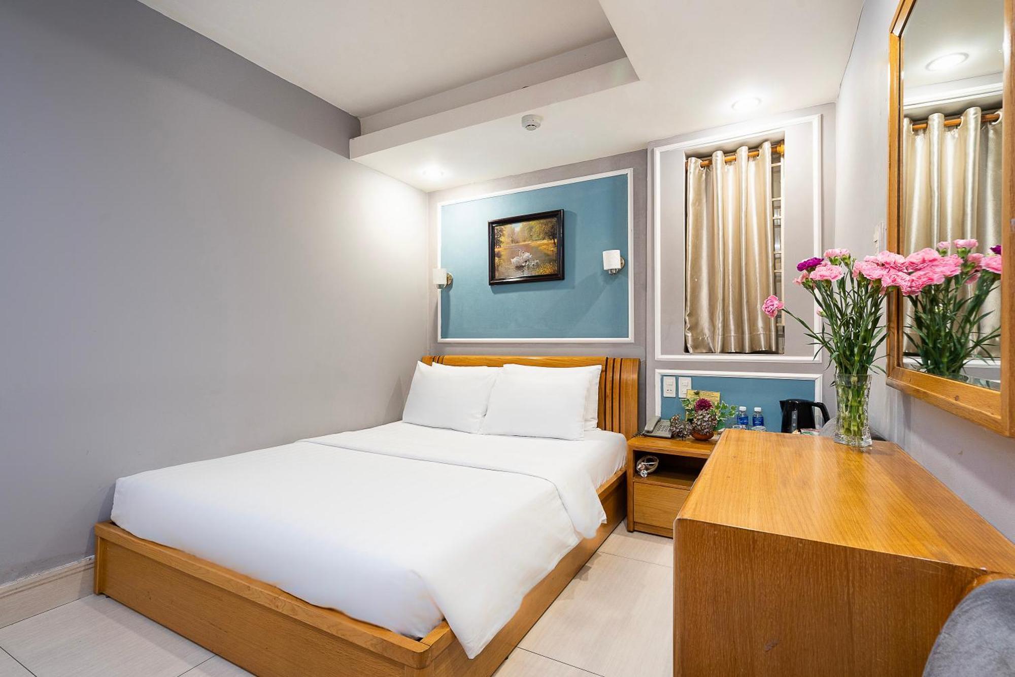 Lucky Star Hotel - Bui Vien Walking Street Ho Chi Minh City Exterior photo